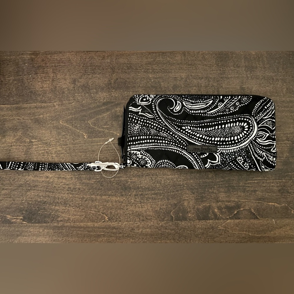 Vera Bradley Accordion Wristlet
